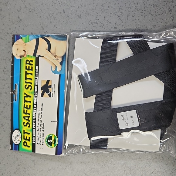 Pet Safety Car Harness Size Small - Picture 4 of 4